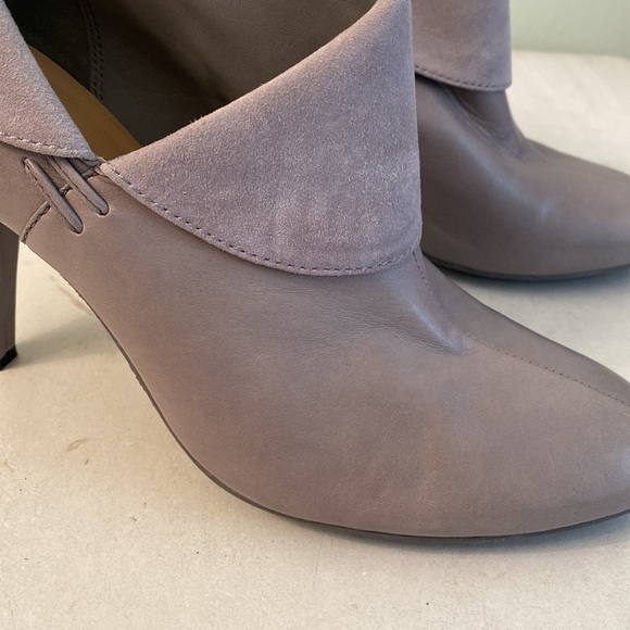 Coach Annika grey leather booties - Picture 3 of 16